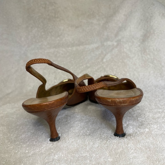 Dolce and Gabbana low slingback pumps - Picture 8 of 9